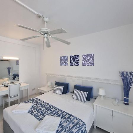 Nereus Hotel Paphos Exterior photo