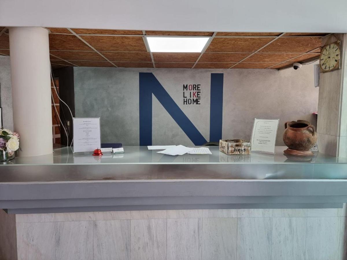 Nereus Hotel Paphos Exterior photo