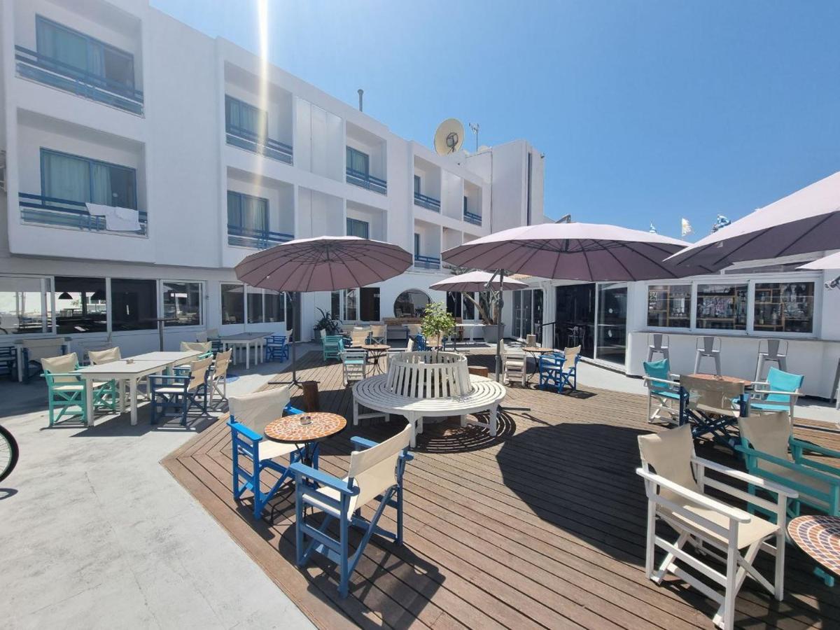 Nereus Hotel Paphos Exterior photo